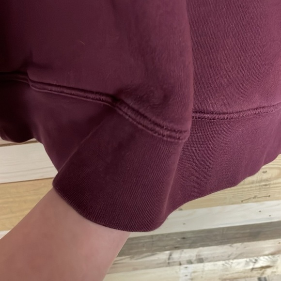 Banana Republic size medium cranberry color hoodie sweatshirt with pockets - Picture 4 of 8